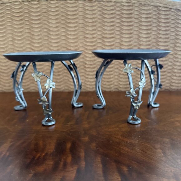Set of 2 Round Metal 4" Tall Footed Silver Pillar Candle Holder w/ Leaf Accent - Picture 1 of 5